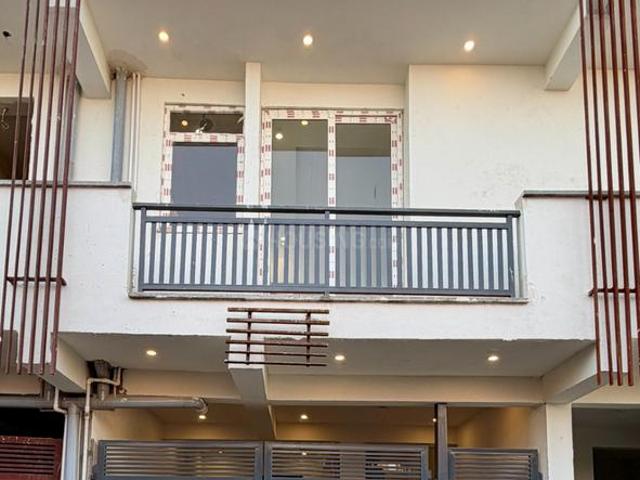 4 BHK Villa in Sector 166 for resale Noida. The reference number is 20574371