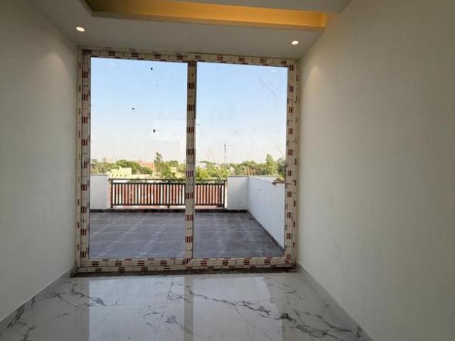 4 BHK Villa in Sector 166 for resale Noida. The reference number is 20836967