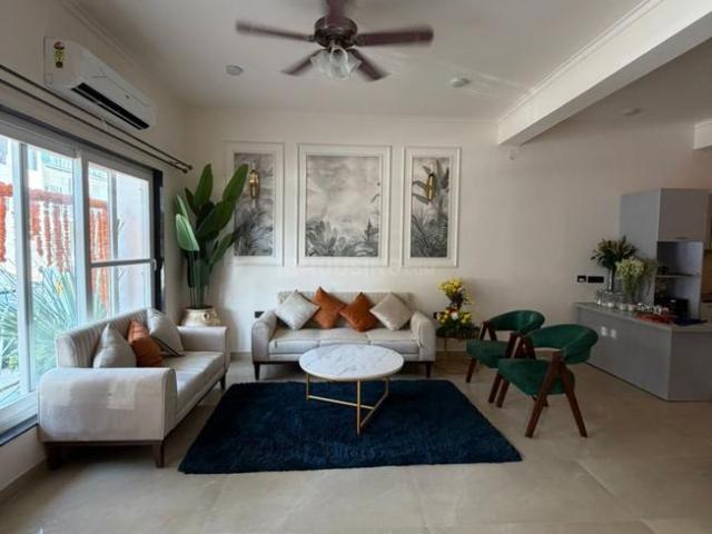4 BHK Villa in Sector 27 for rent Greater Noida. The reference number is 20382152