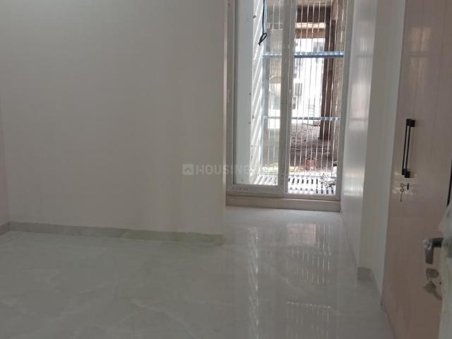 4 BHK Villa in Sector 27 for rent Greater Noida. The reference number is 20473403