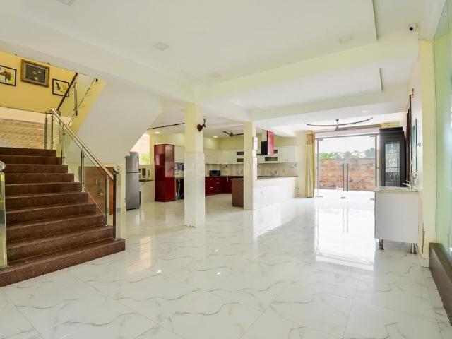 4 BHK Villa in Sector 38 for rent Gurgaon. The reference number is 21140652