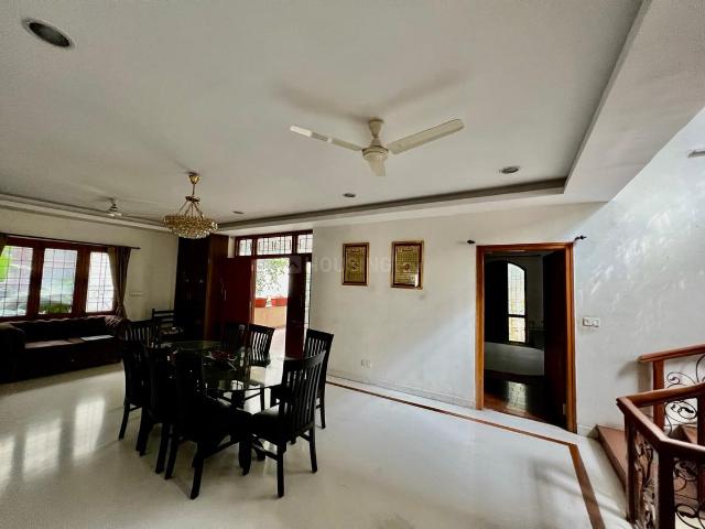 4 BHK Villa in Serilingampally for resale Hyderabad. The reference number is 20182775