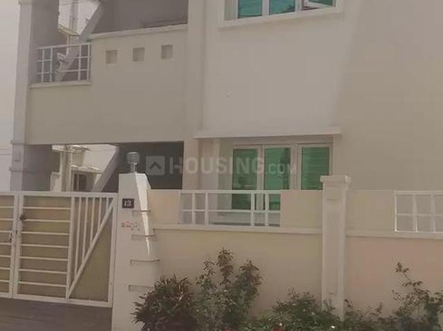 4 BHK Villa in Shamshabad for rent Hyderabad. The reference number is 3914480