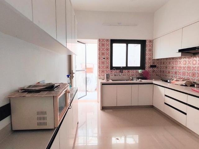 4 BHK Villa in Shantipura for rent Ahmedabad. The reference number is 20505699