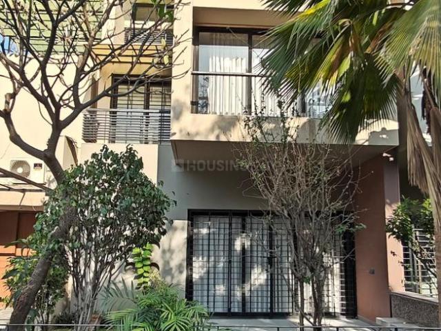 4 BHK Villa in Shantipura for resale Ahmedabad. The reference number is 20585400