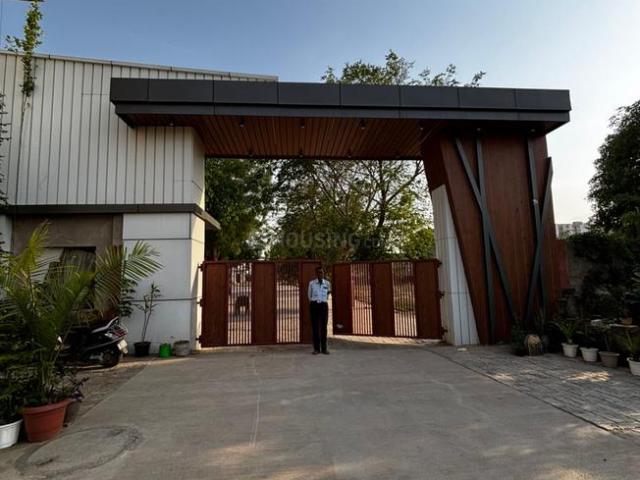 4 BHK Villa in Shastripuram for resale Agra. The reference number is 20112577