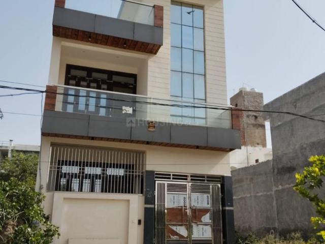4 BHK Villa in Shastripuram for resale Agra. The reference number is 20289046