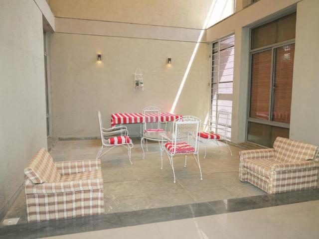 4 BHK Villa in Shela for rent Ahmedabad. The reference number is 19906482