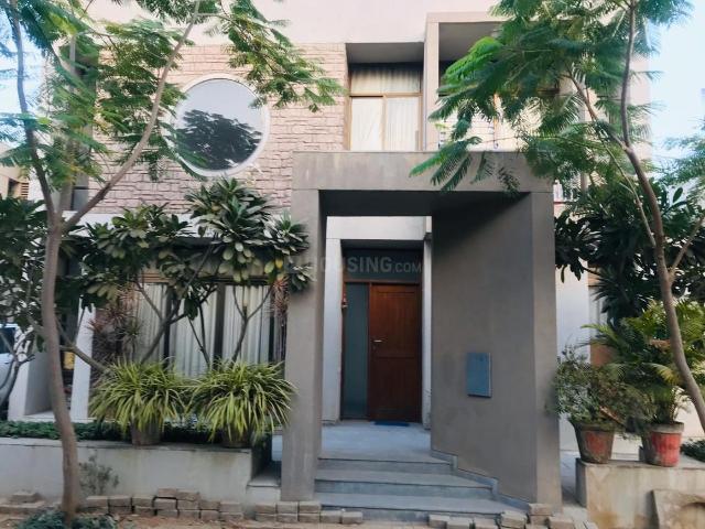 4 BHK Villa in Shela for resale Ahmedabad. The reference number is 19926314