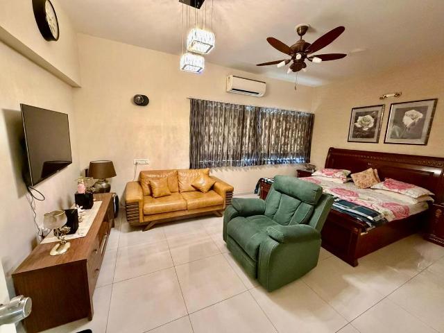 4 BHK Villa in Shela for resale Ahmedabad. The reference number is 20637627