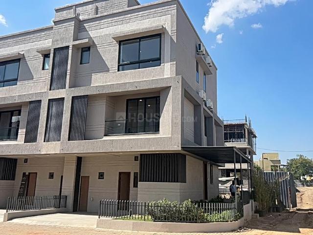 4 BHK Villa in Somatane for resale Pune. The reference number is 19908763