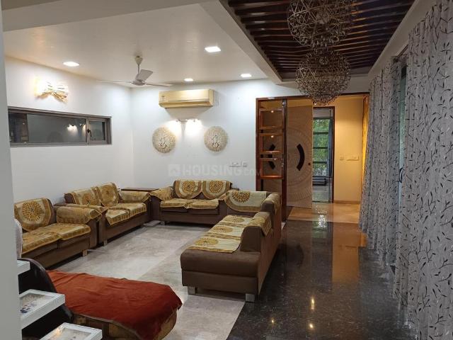 4 BHK Villa in Sola for resale Ahmedabad. The reference number is 19608820