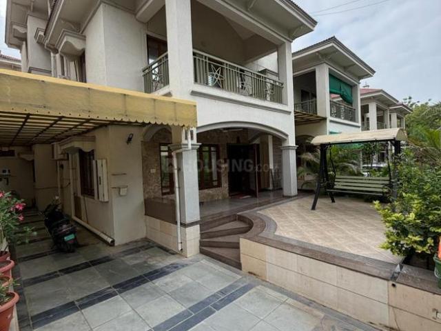 4 BHK Villa in Sola for resale Ahmedabad. The reference number is 20757368