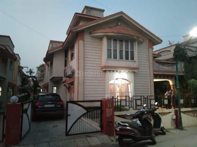 4 BHK Villa in South Bopal for rent Ahmedabad. The reference number is 20463677