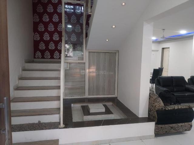 4 BHK Villa in South Bopal for rent Ahmedabad. The reference number is 20853952
