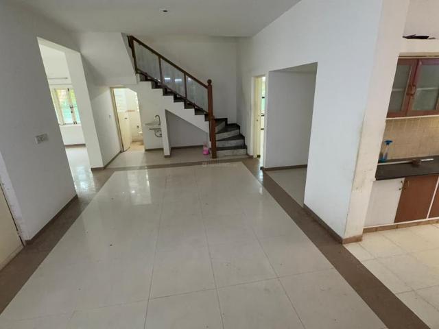 4 BHK Villa in South Bopal for rent Ahmedabad. The reference number is 21019727