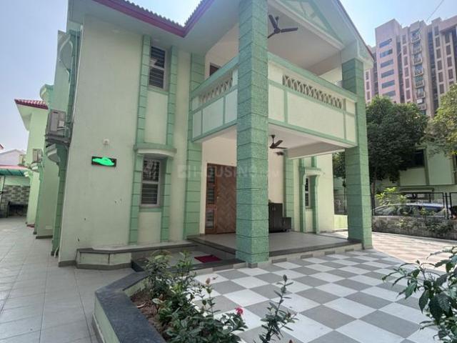 4 BHK Villa in South Bopal for resale Ahmedabad. The reference number is 18968647