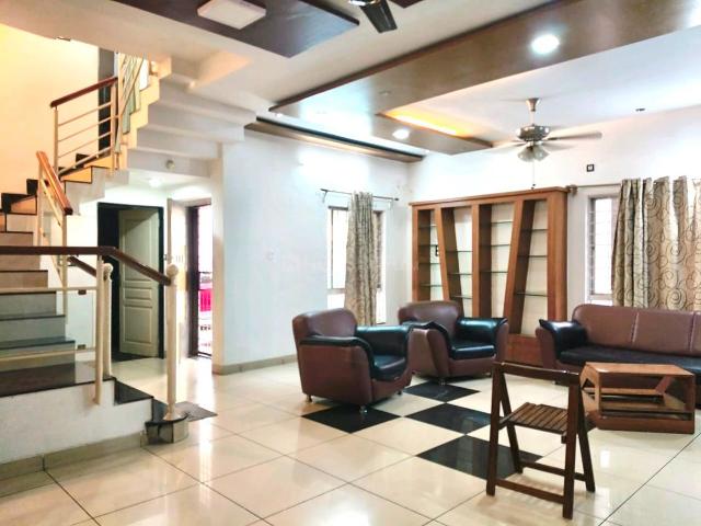 4 BHK Villa in Spine Road for rent Pune. The reference number is 20918411