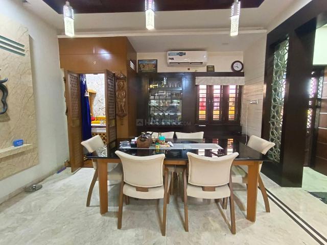 4 BHK Villa in Sunpharma Road for resale Vadodara. The reference number is 20665245