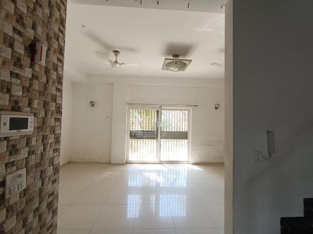 4 BHK Villa in Surajpur for resale Greater Noida. The reference number is 16499267