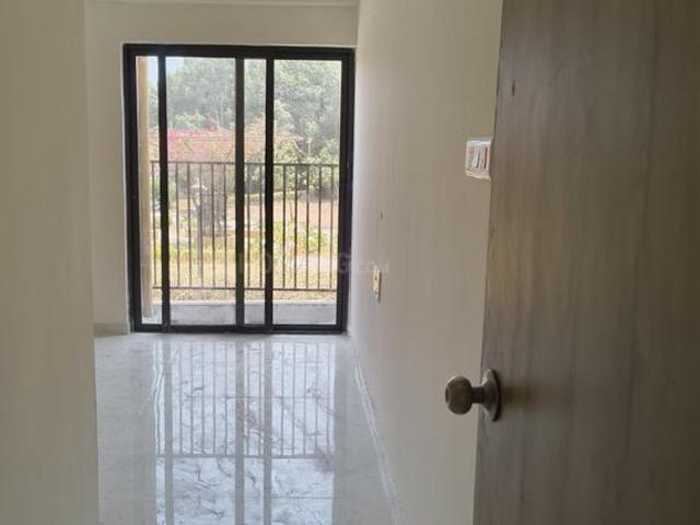 4 BHK Apartment in Chala for rent Vapi. The reference number is 20203568