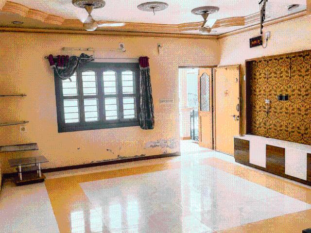 4 BHK Apartment in Chandkheda for resale Ahmedabad. The reference number is 21129120