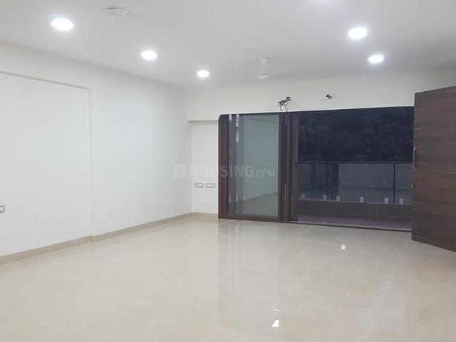 4 BHK Apartment in Chembur for rent Mumbai. The reference number is 16370217