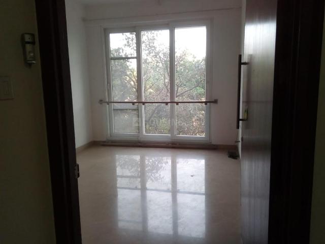 4 BHK Apartment in Chembur for rent Mumbai. The reference number is 19673920