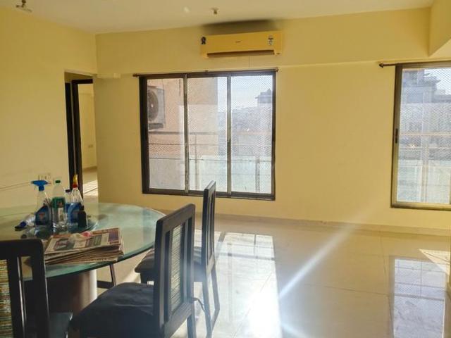 4 BHK Apartment in Chembur for rent Mumbai. The reference number is 21203210