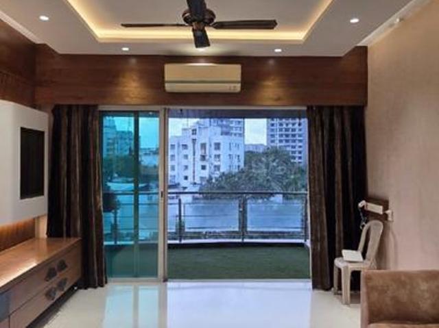 4 BHK Apartment in Chembur for resale Mumbai. The reference number is 19998353