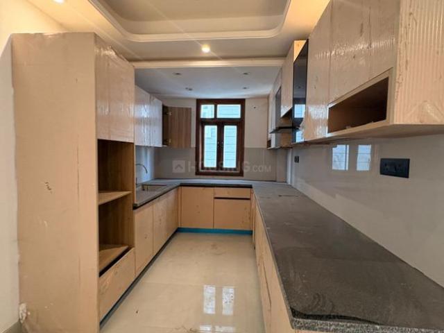 4 BHK Apartment in Chhattarpur for rent New Delhi. The reference number is 20022256