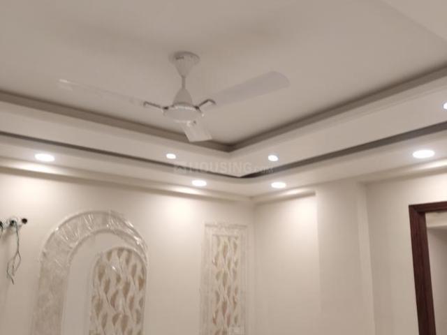4 BHK Apartment in Chhattarpur for resale New Delhi. The reference number is 19435834