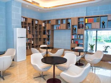 4 BHK Apartment in Chhattarpur for resale New Delhi. The reference number is 20485706