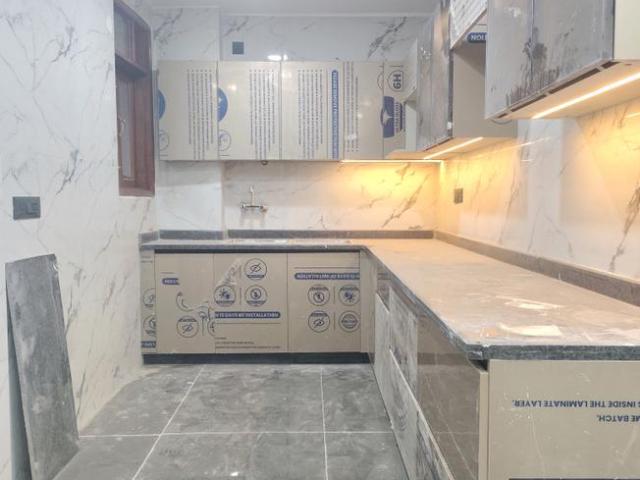 4 BHK Apartment in Chhattarpur for resale New Delhi. The reference number is 20729400