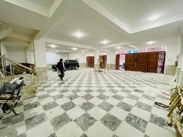 4 BHK Apartment in Chandan Hola for resale New Delhi. The reference number is 20254154