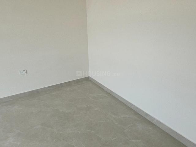 4 BHK Apartment in Chinar Park for rent Kolkata. The reference number is 21272138