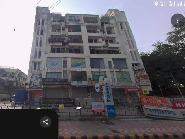 4 BHK Apartment in Civil Lines for resale Allahabad. The reference number is 19222727