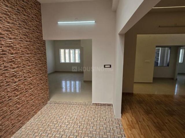 4 BHK Apartment in Ambattur for resale Chennai. The reference number is 21392661