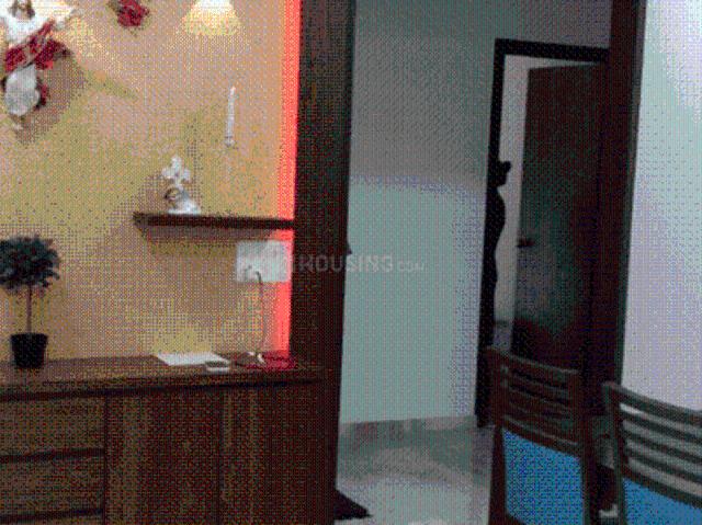4 BHK Apartment in Ambawadi for rent Ahmedabad. The reference number is 18584203