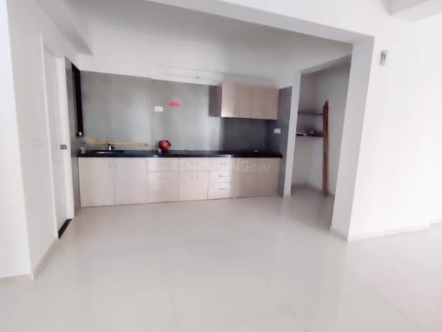 4 BHK Apartment in Ambawadi for rent Ahmedabad. The reference number is 19912392