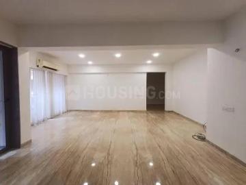4 BHK Apartment in Ambawadi for rent Ahmedabad. The reference number is 20368039