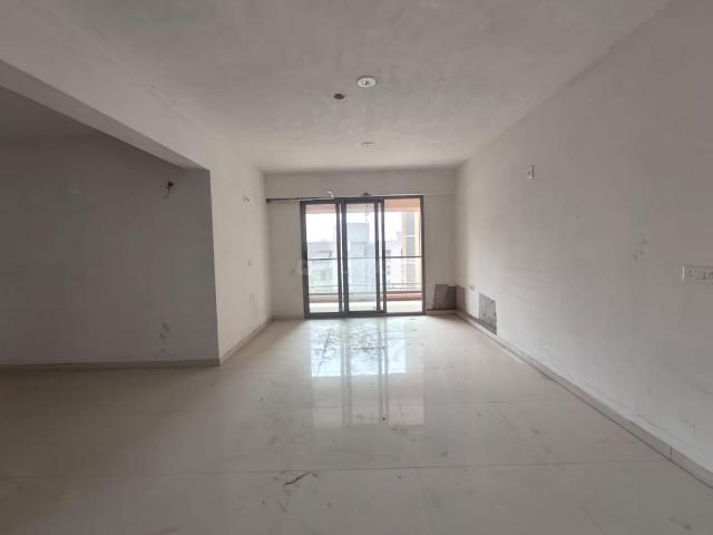 4 BHK Apartment in Ambawadi for resale Ahmedabad. The reference number is 19868854
