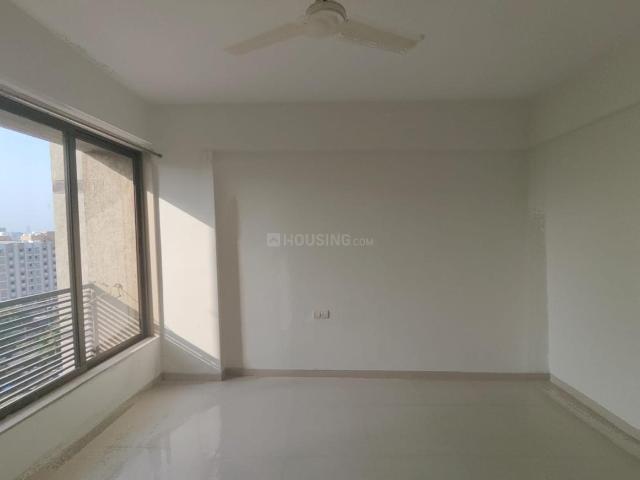 4 BHK Apartment in Ambawadi for resale Ahmedabad. The reference number is 19904954