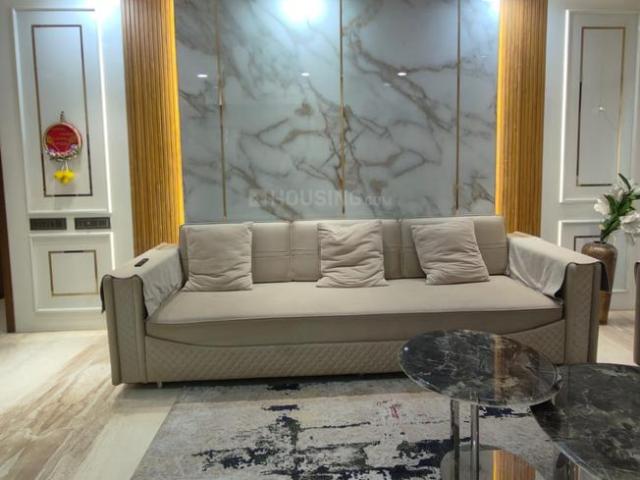 4 BHK Apartment in Ambawadi for resale Ahmedabad. The reference number is 20499293