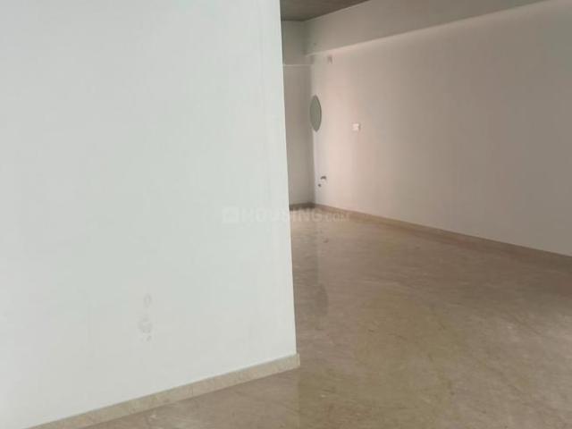 4 BHK Apartment in Ambawadi for resale Ahmedabad. The reference number is 20871507