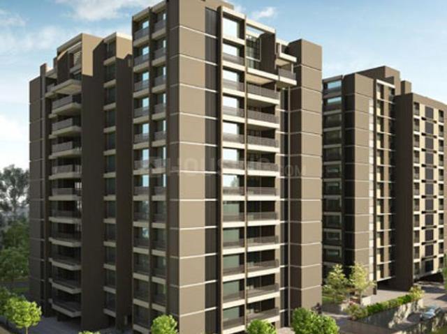 4 BHK Apartment in Ambawadi for resale Ahmedabad. The reference number is 20970270