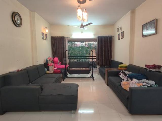 4 BHK Apartment in Ambawadi for resale Ahmedabad. The reference number is 21198283