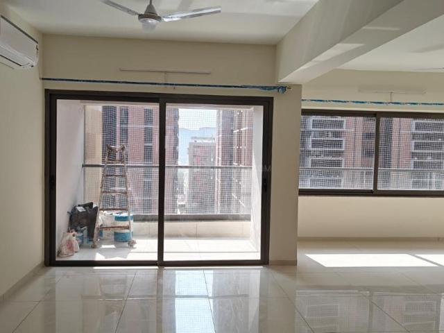 4 BHK Apartment in Ambli for rent Ahmedabad. The reference number is 19764482