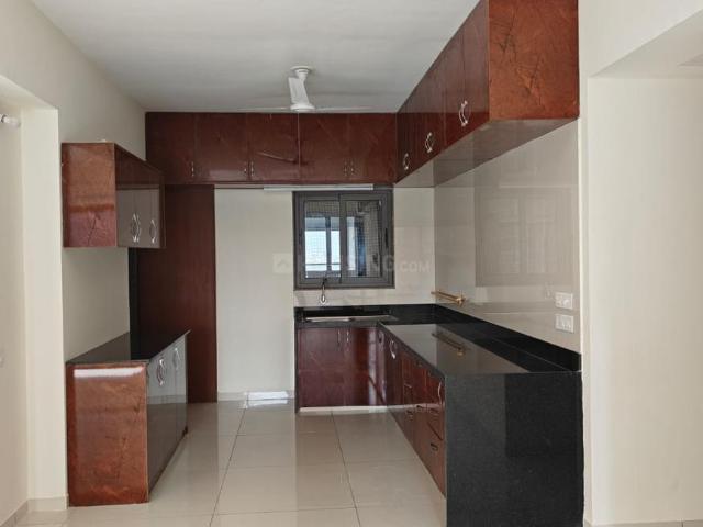 4 BHK Apartment in Ambli for rent Ahmedabad. The reference number is 21129484