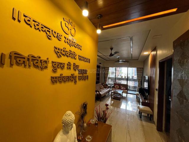 4 BHK Apartment in Ambli for resale Ahmedabad. The reference number is 21148717
